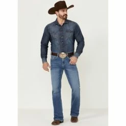 New 👏 Cody James Men's Silverton Light Wash Stretch Relaxed Bootcut 👖 Jeans Light Medium Wash 🤩